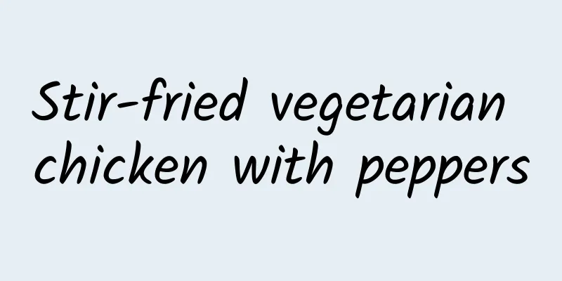 Stir-fried vegetarian chicken with peppers