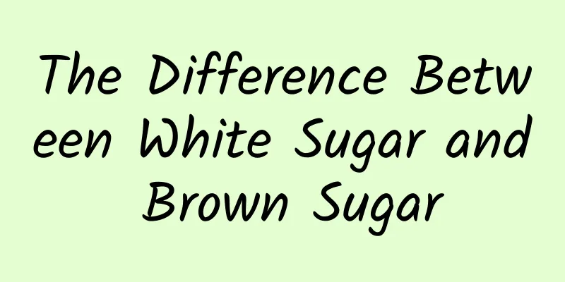 The Difference Between White Sugar and Brown Sugar